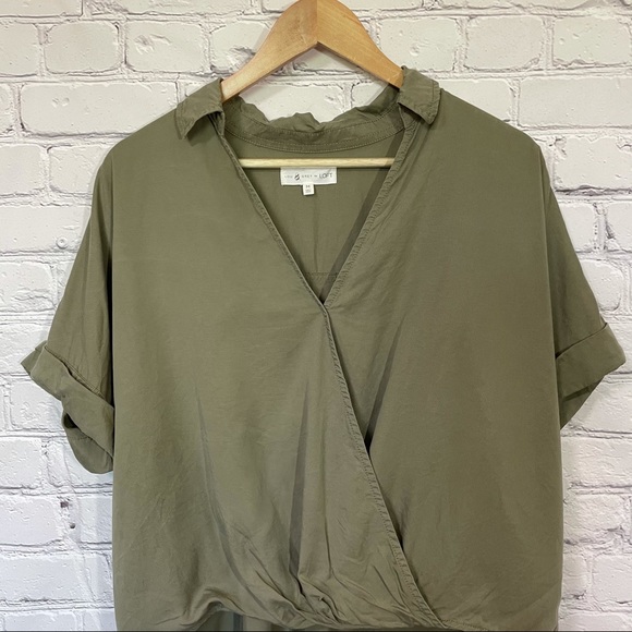 Lou and grey green wrap hi lo shirt - Picture 6 of 9